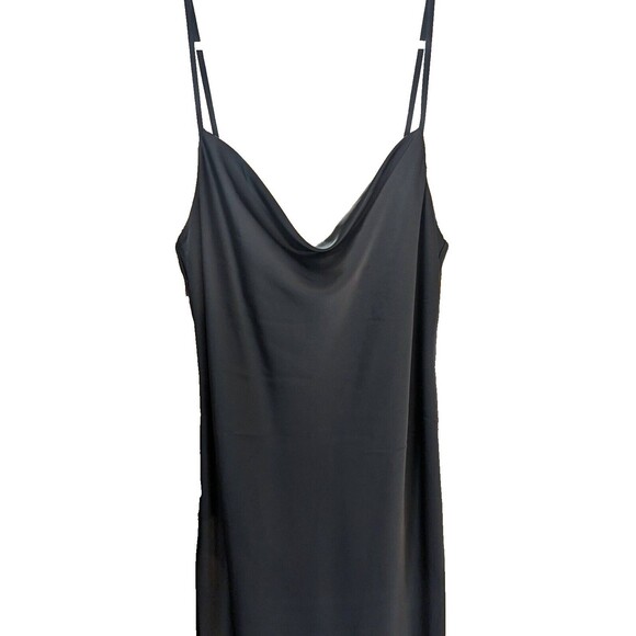 NWT Banana Republic Women's Spaghetti Strap V Neck Slip Dress Black Size Medium - Picture 3 of 8